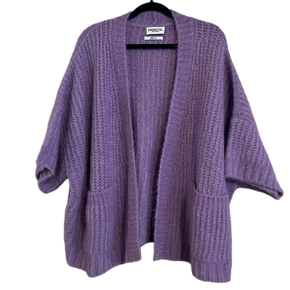 Castrid Oversized Cardigan in Moonlight Mauve
Essentiel Antwerp size S revolve - Picture 2 of 7